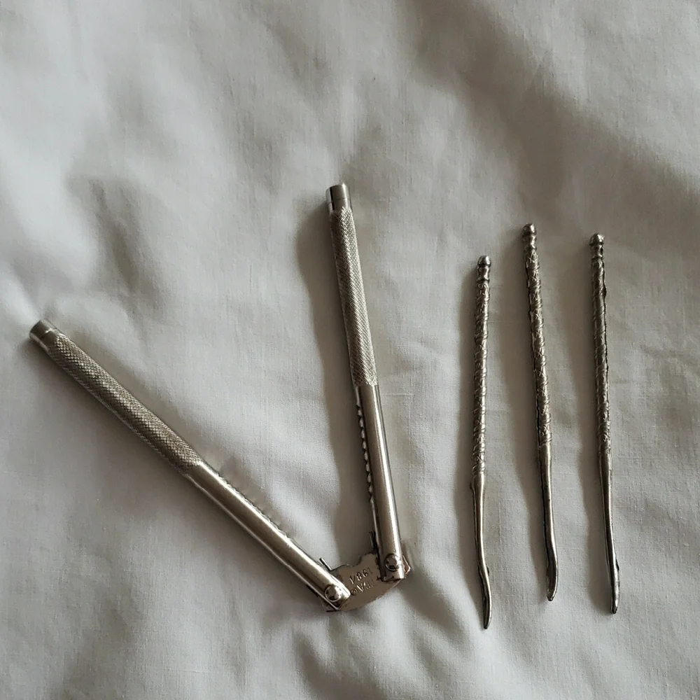 Vtg- 80s: Nut Cracking Tool Set (4pcs)